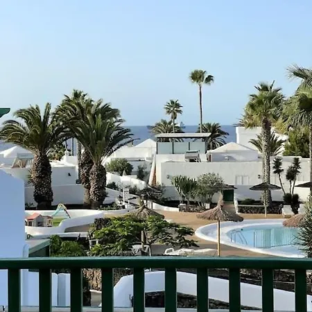 Precioso Rincon Entre El Mar Y Los Volcanes Costa Teguise Exterior photo